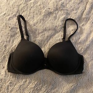 Body by Victoria Push-Up Bra